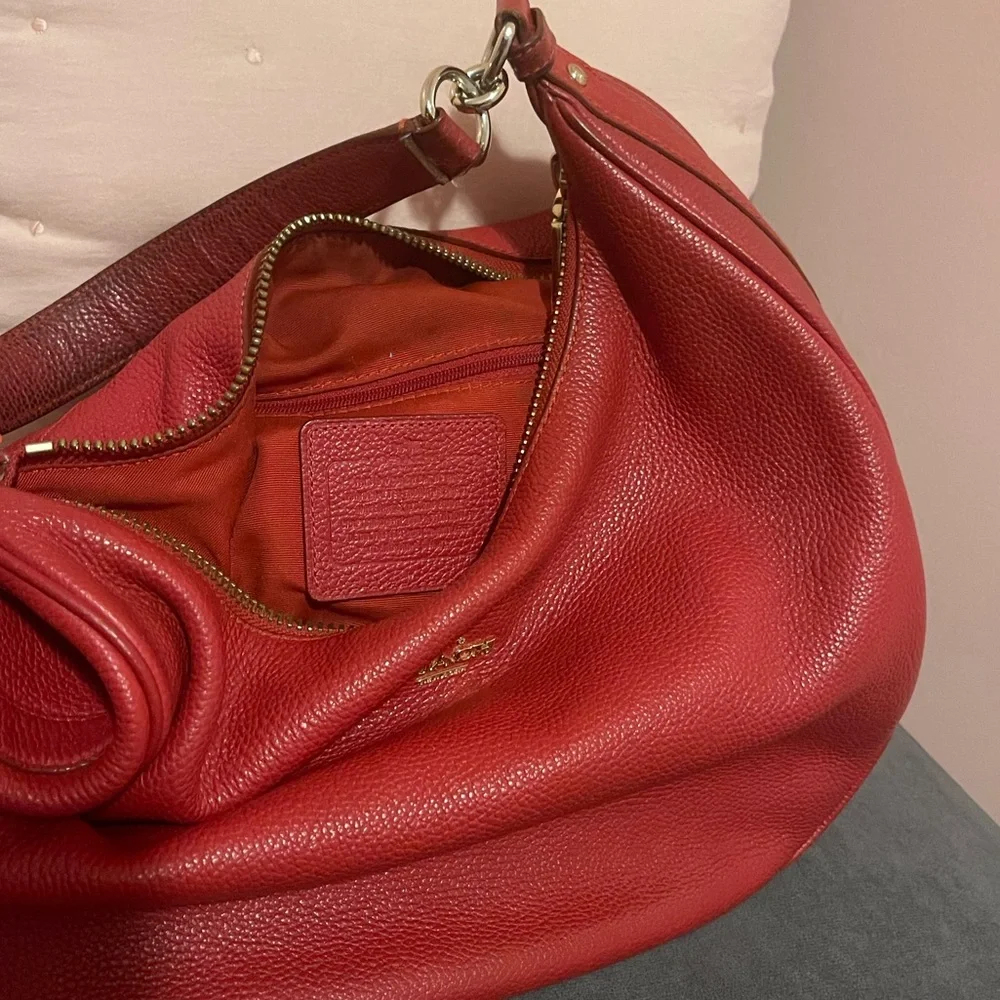 Coach Harley East West Hobo Large Red Hand Bag with Gold Hardware - Picture 10 of 11